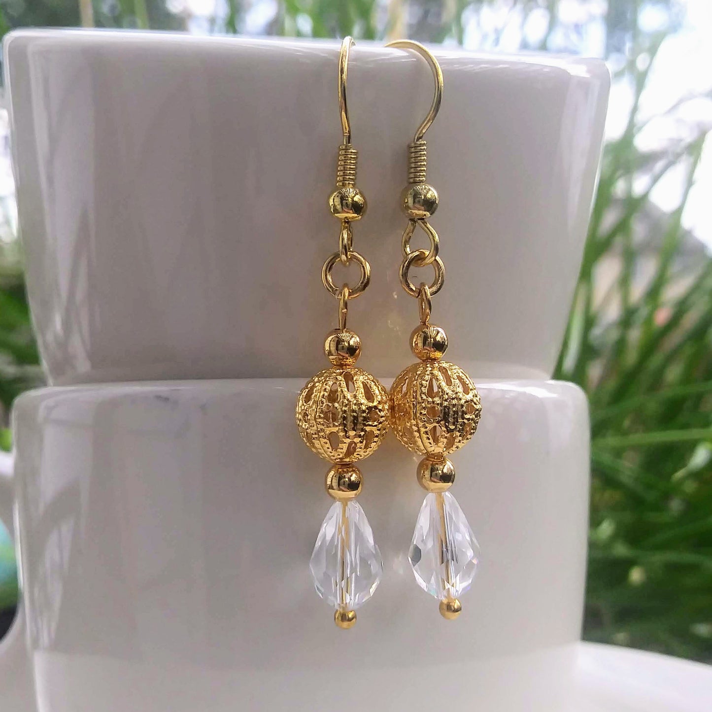 Clear White Austrian Crystal Dangle Earrings w Edwardian Gold Filigree