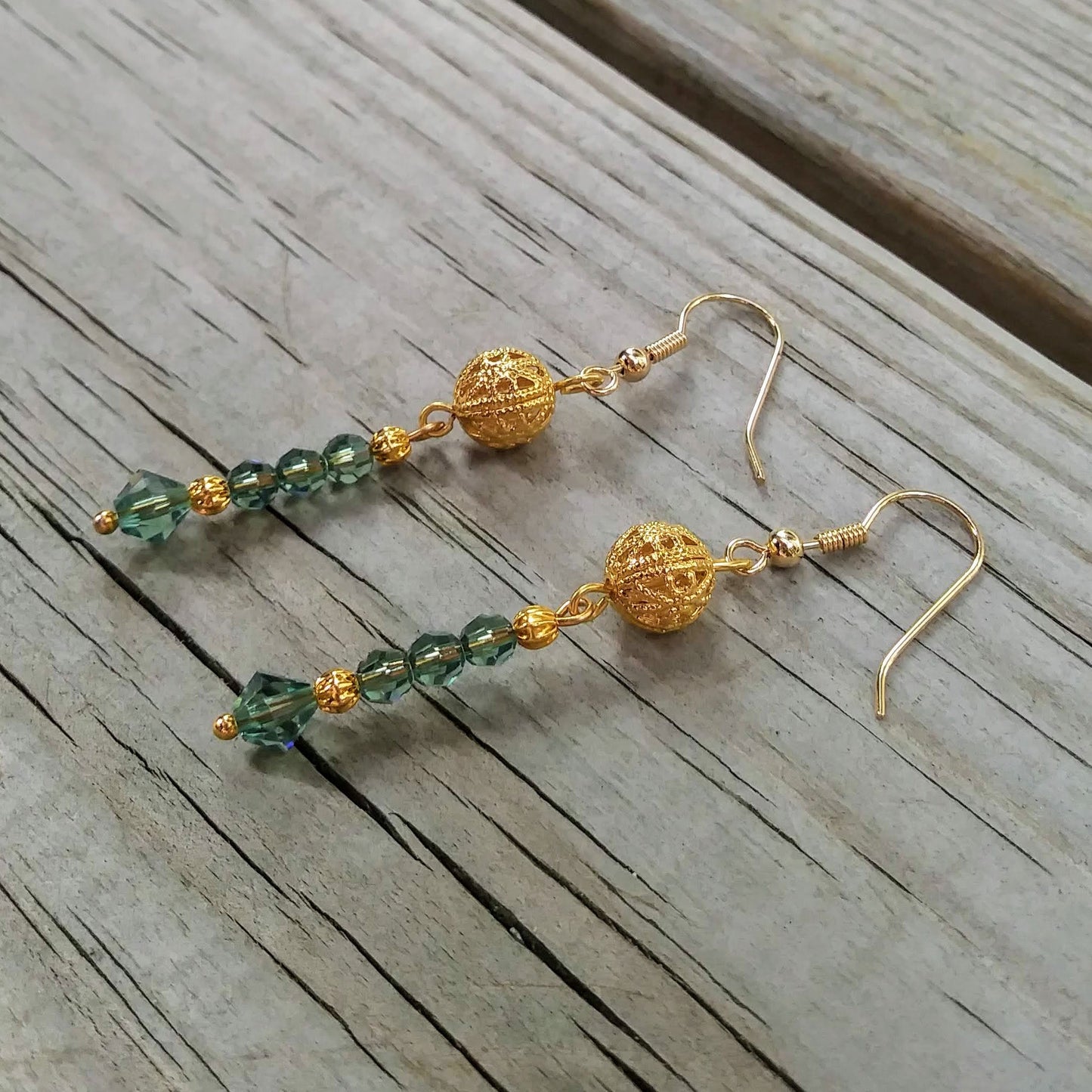 Light Green Austrian Crystal Dangle Earrings w Edwardian Gold Filigree
