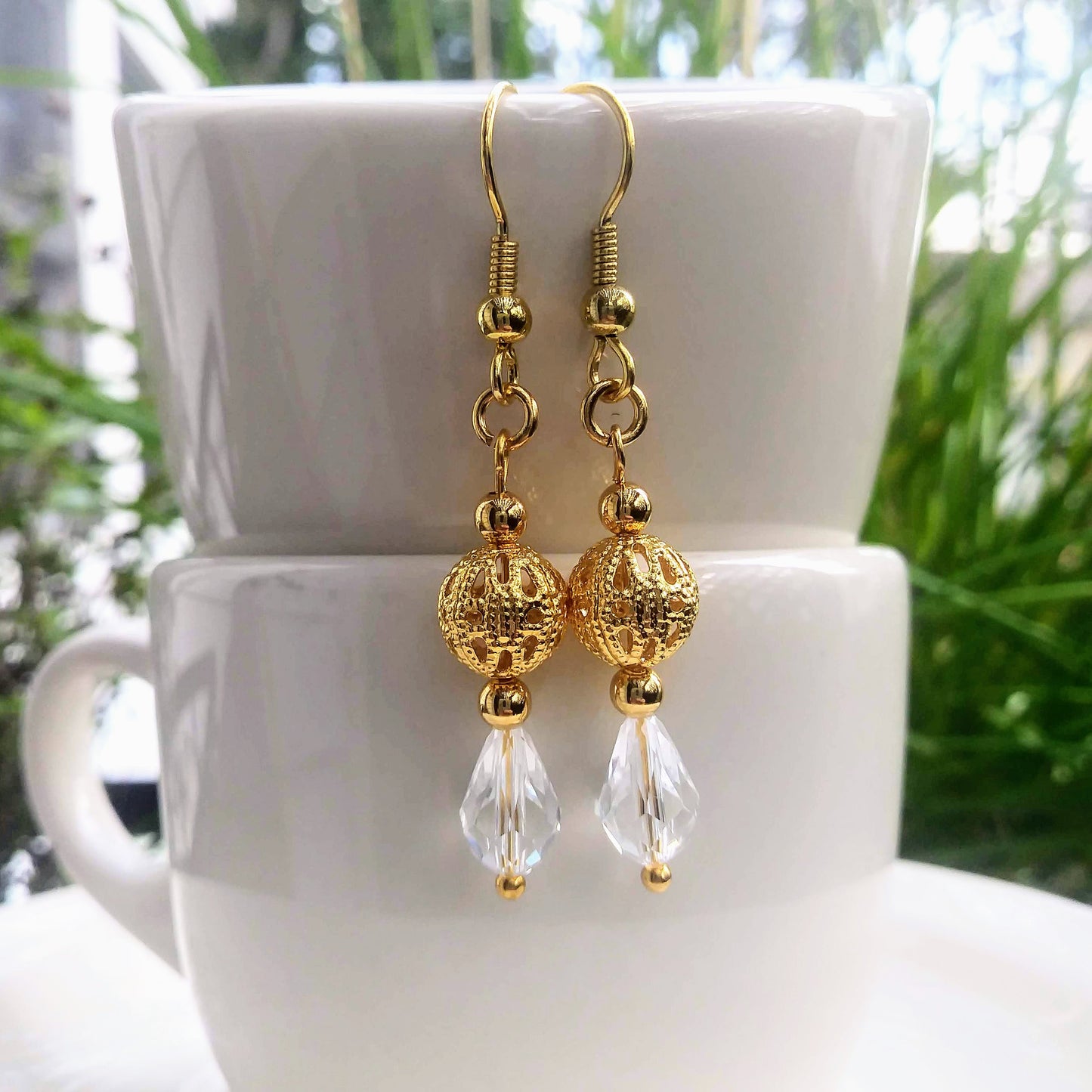 Clear White Austrian Crystal Dangle Earrings w Edwardian Gold Filigree