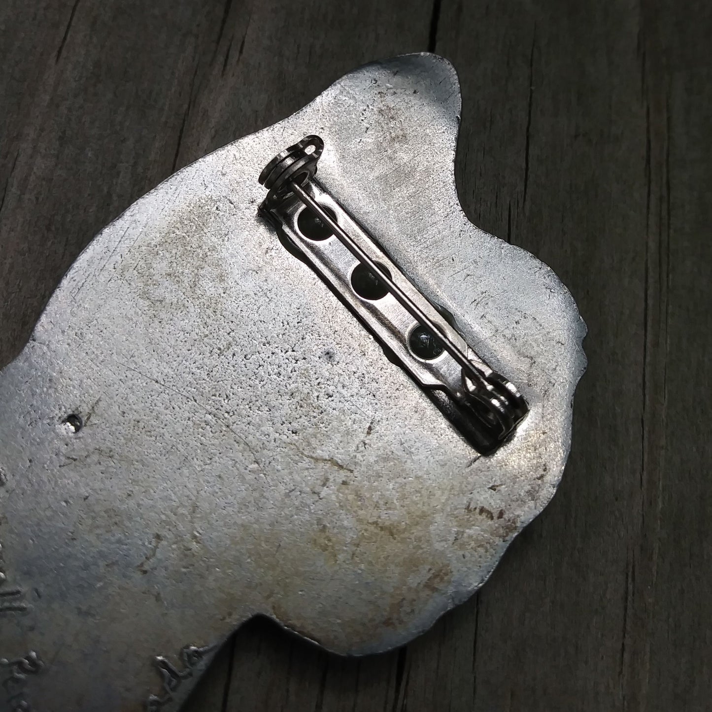 Vintage Brooch, Signed by Seagull Pewter of Canada: Girl with Flower Straw Hat